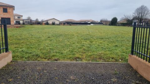 Terrain constructible à Sancé