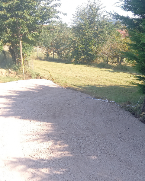 Terrain constructible à Igé