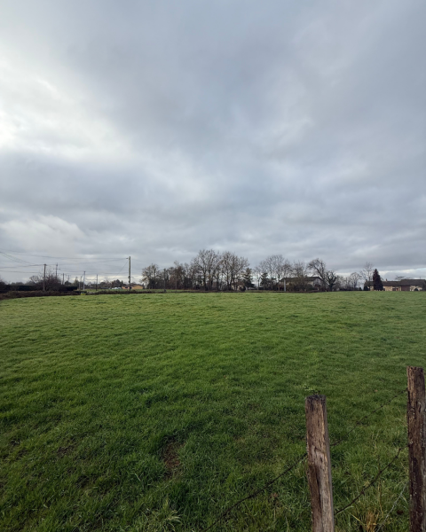 Terrain constructible à Saint-Bénigne