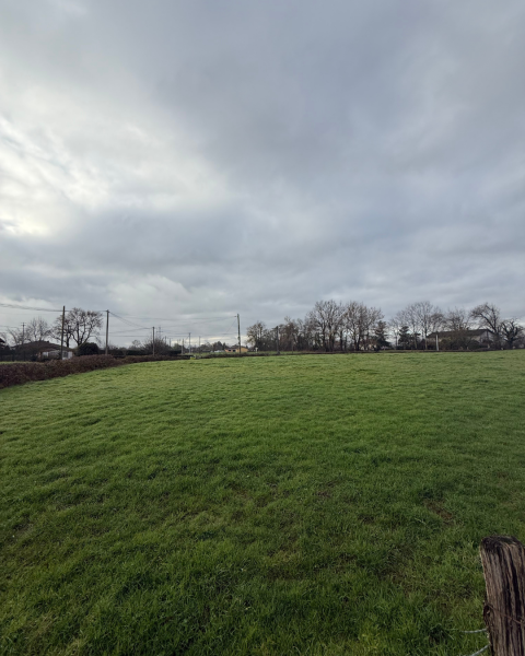 Terrain constructible à Saint-Bénigne